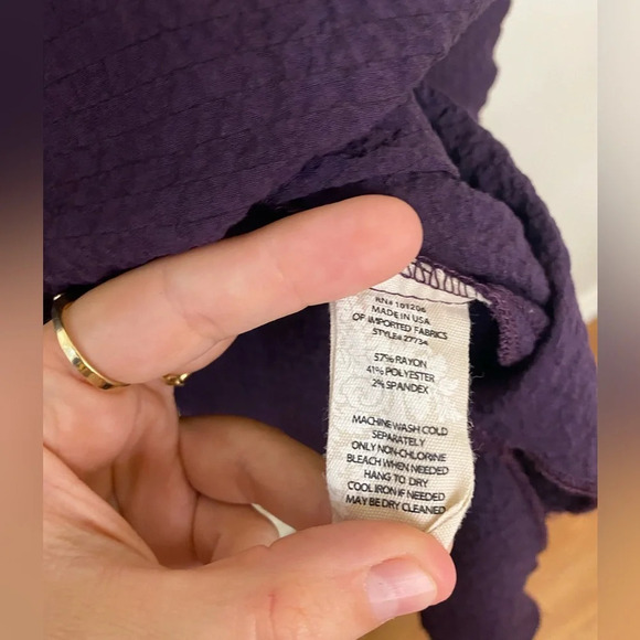 Soft Surroundings Blue Crinkle Texture  Tunic Top Sleeveless Size LG. - Picture 6 of 6